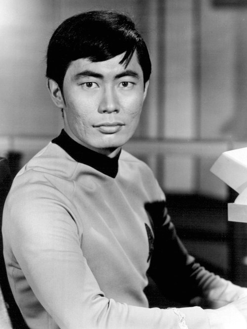 George Takei í hlutverki Sulu í Star Trek