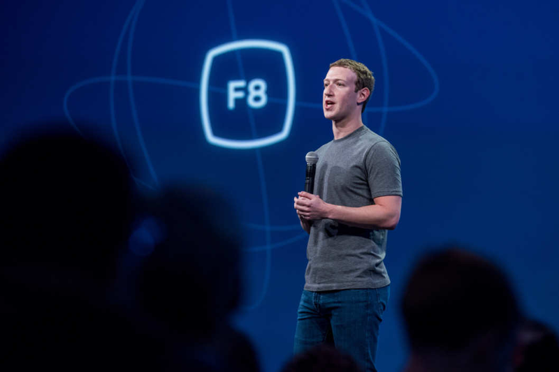 Mark Zuckerberg, stofnandi Facebook, heldur fyrirlestur um ritskoðun efnis á Facebook.