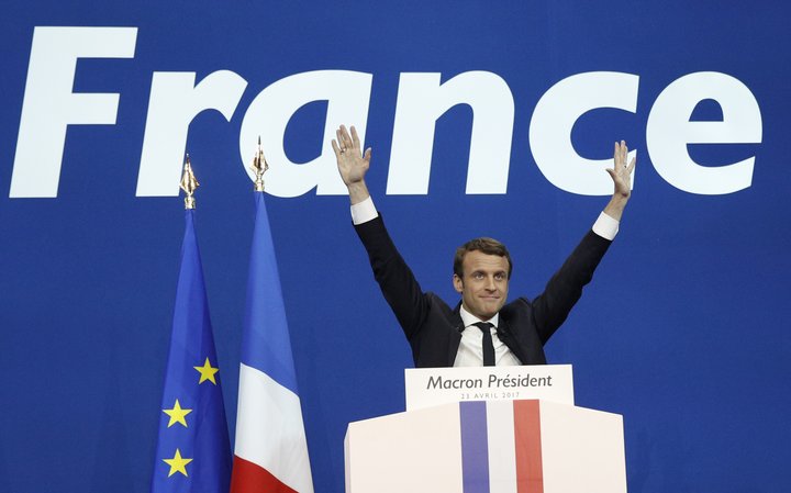 Emmanuel Macron á kosningafundi.