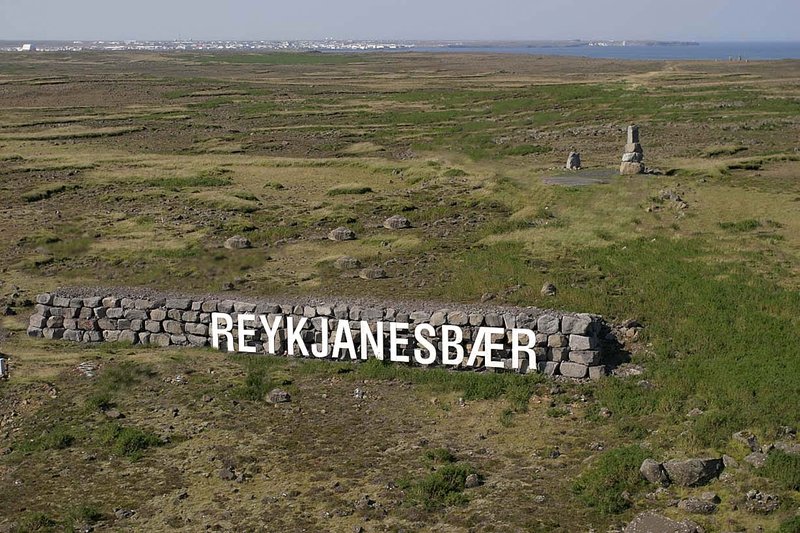 Reykjanesbær gæti lent í greiðsluþroti náist ekki samkomulag við kröfuhafa.