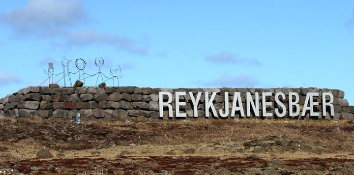 Reykjanesbær var upphaflegur eigandi kröfu á HS Orku. 