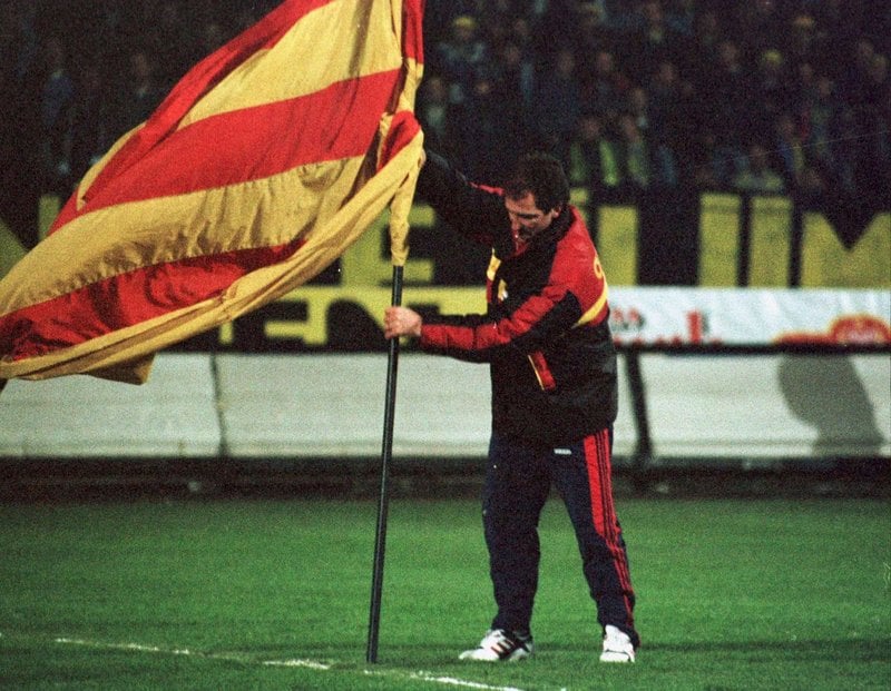 Graeme Souness plantar fána Galatasaray í völl andstæðinganna 1996.