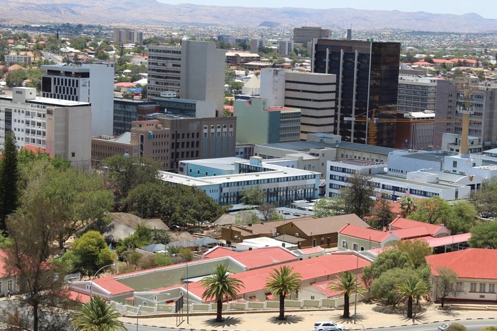 Frá Windhoek, höfuðborg Namibíu, þar sem fyrirtaka í Samherjamálinu fór fram í morgun.