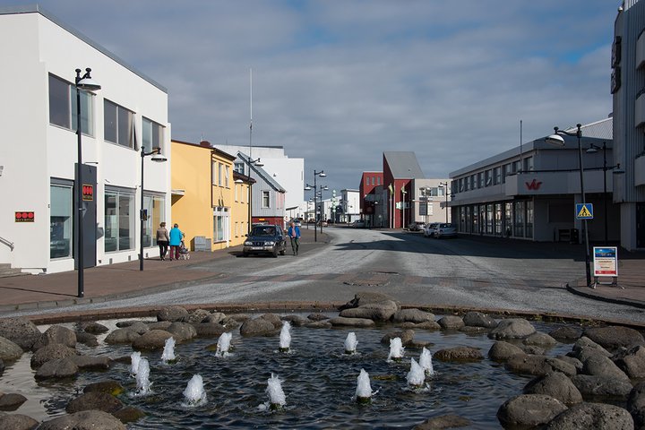 Reykjanesbær_hiticeland_town_center (1).jpg