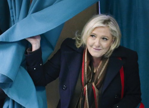 Marine Le Pen gæti skaðast vegna Panamaskjalanna. Mynd: EPA 