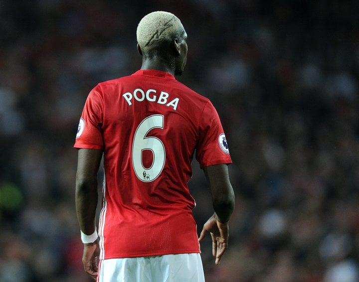 Paul Pogba varð dýrasti leikmaður heims þegar Manchester United keypti hann frá Juventus.