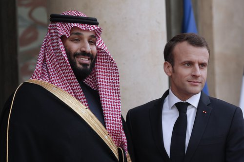 Mohammed bin Salman og Emmanuel Macron hittust í apríl árið 2018. Mynd: EPA