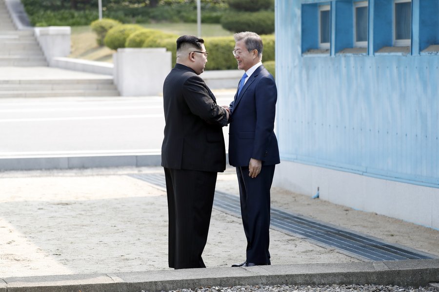 Mynd: EPA Fundur Kim Jong-Un og Moon Jae-in