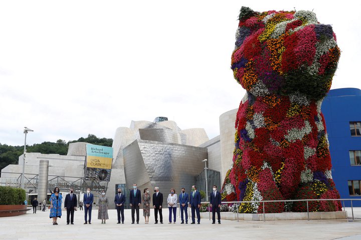Frá heimsókn spænsku konungshjónanna í Guggenheim safnið í Bilbao í júlí í fyrra.