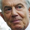 Tony Blair segist vera með lausnir á vanda Verkamannaflokksins og raunar annarra stjórnmálaafla frá miðjunni og til vinstri.