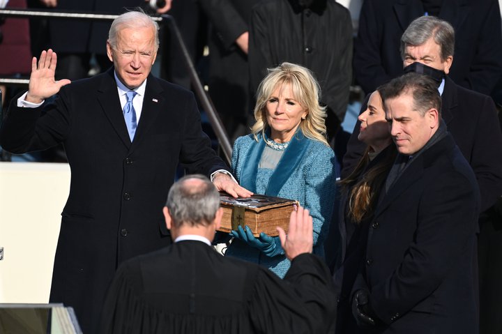 Joe Biden, forseti Bandaríkjanna, sór embættiseið fyrr í dag.