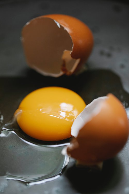 „Egg eru engin nauðsynjavara sem krefst þess að þau séu framleidd á þann hátt að þau séu sem ódýrust,“ segir Valgerður.Mynd: Pexels