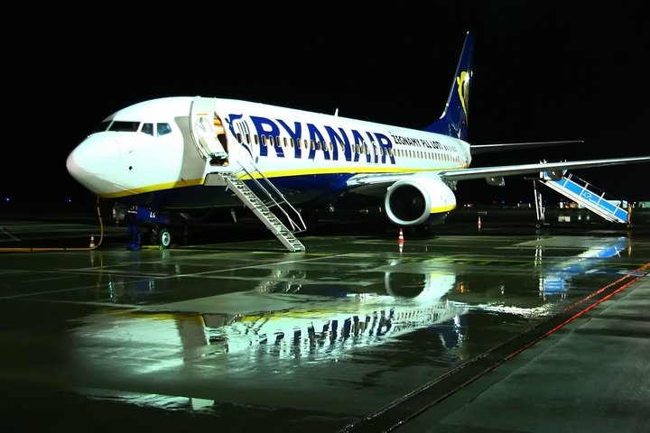 Flugmenn, flugfreyjur og flugþjónar Ryanair eru ekki sáttir með kjörin sín.