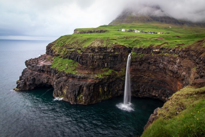 Náttúrufegurð Færeyja er eitt helsta aðdráttarafl eyjanna.